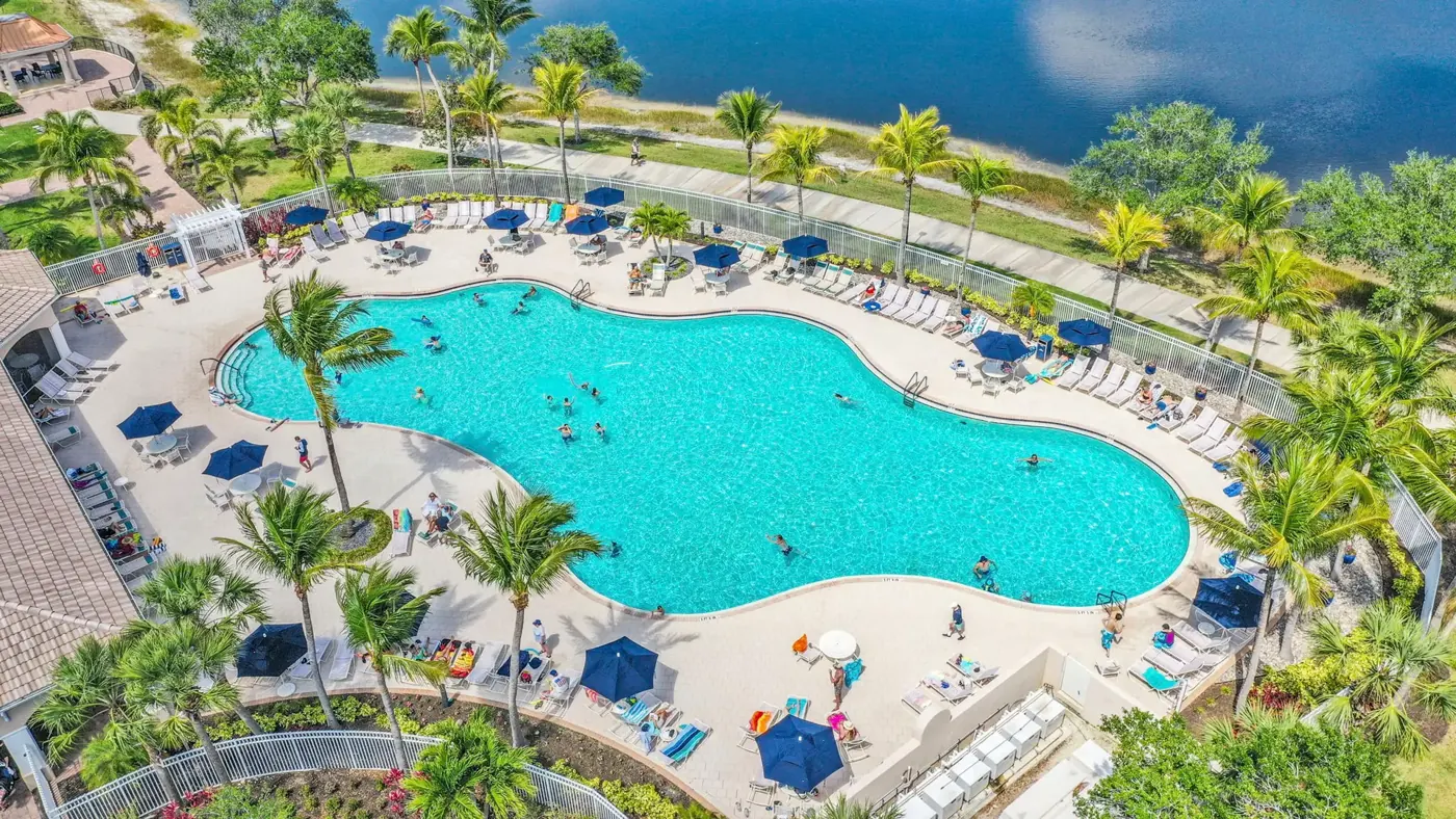 VeronaWalk pool and lakeside setting